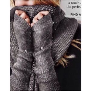 Victorias Secret Cozy Gray Silver Sparkly Fingerless Elbow Length Gloves Wings